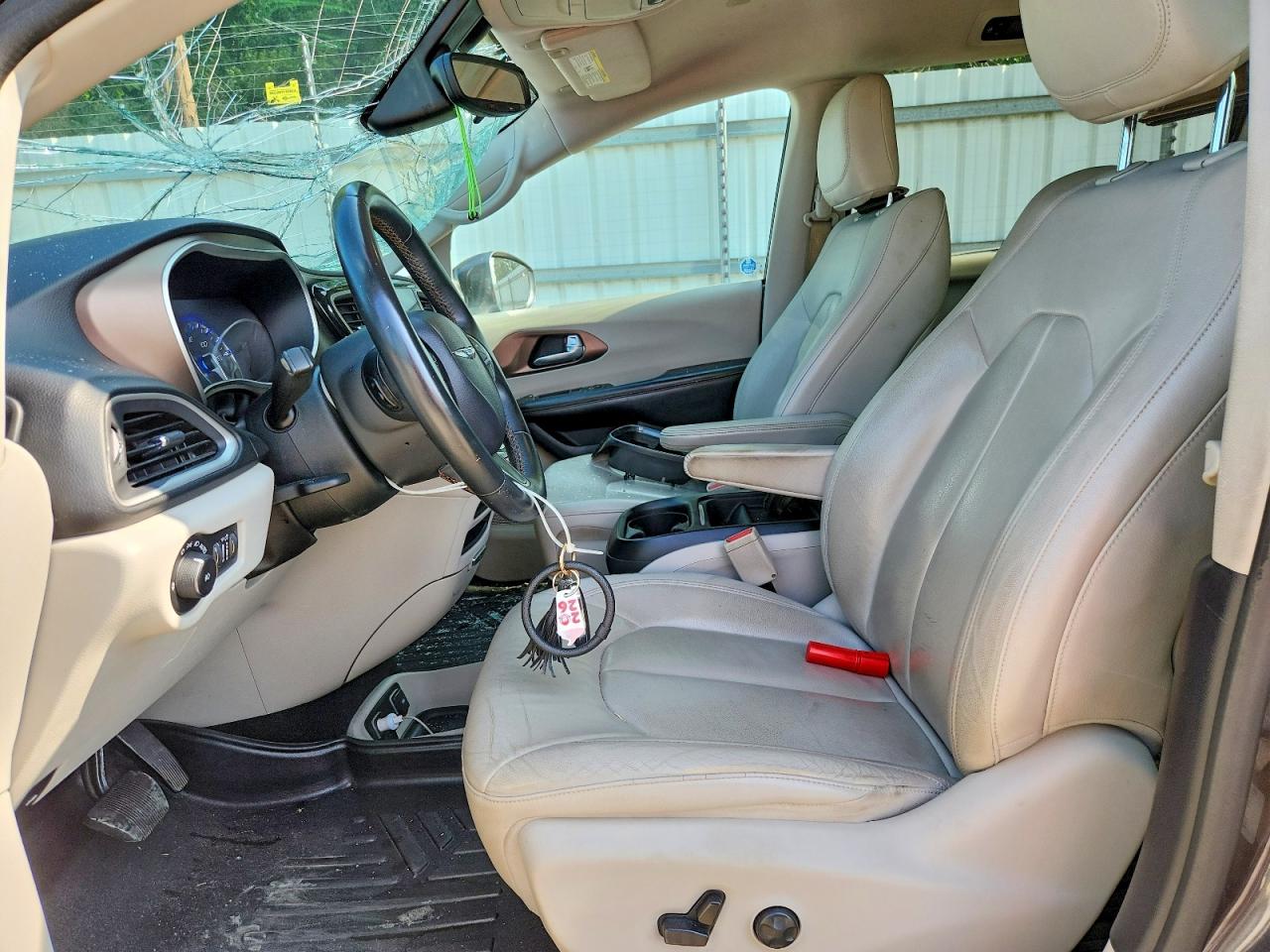 2017 CHRYSLER PACIFICA