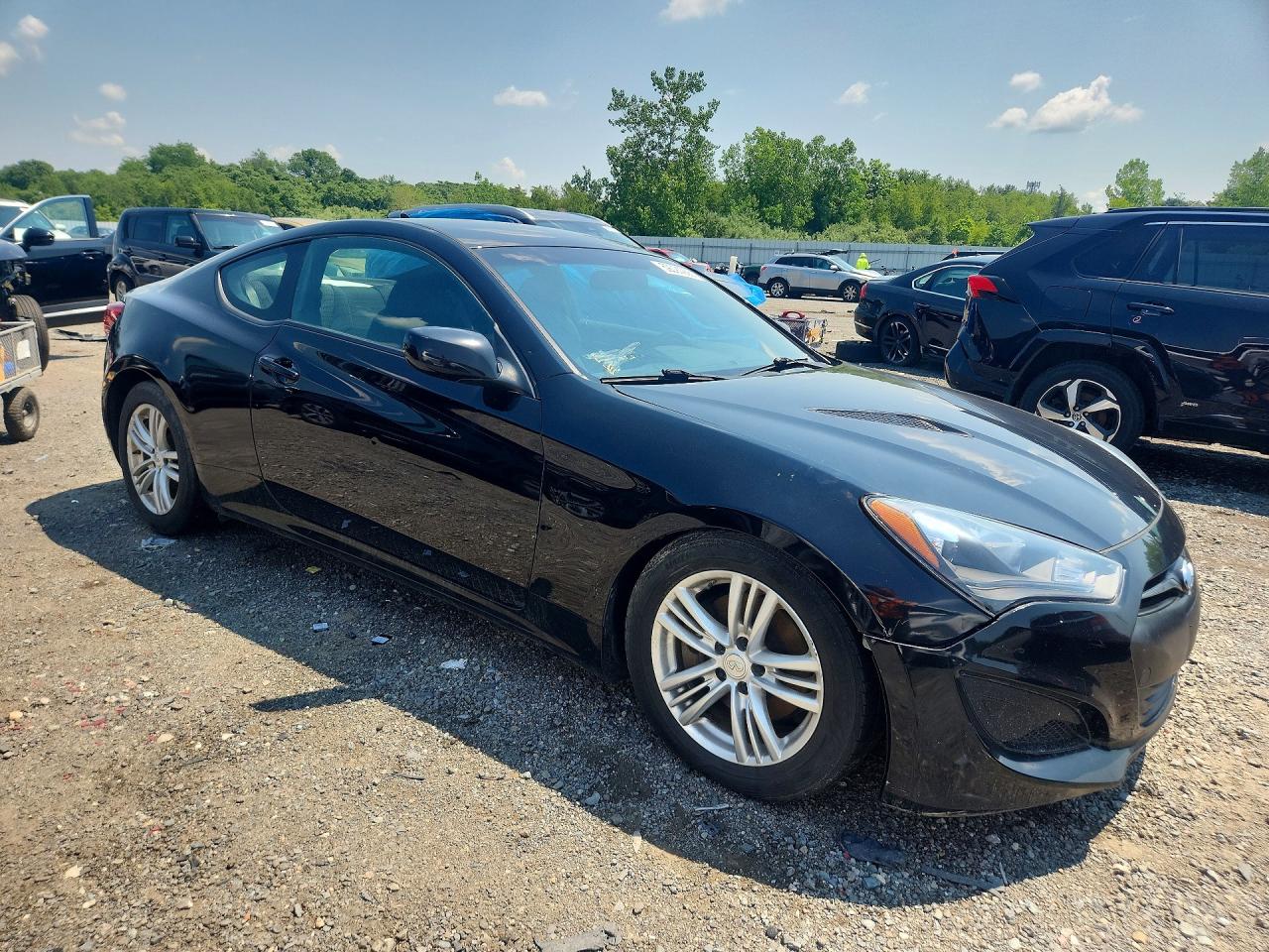 2013 HYUNDAI GENESIS