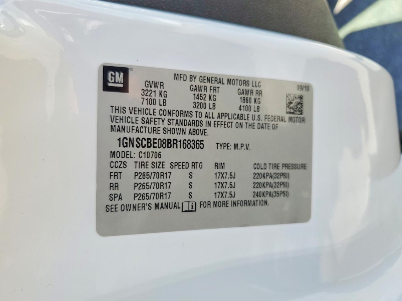 2011 CHEVROLET TAHOE