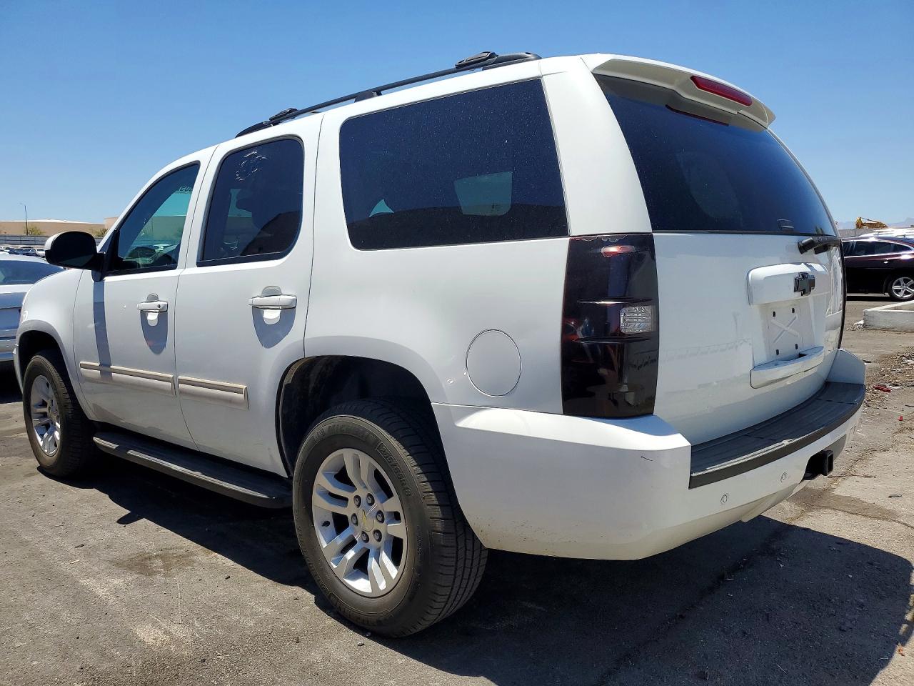 2011 CHEVROLET TAHOE