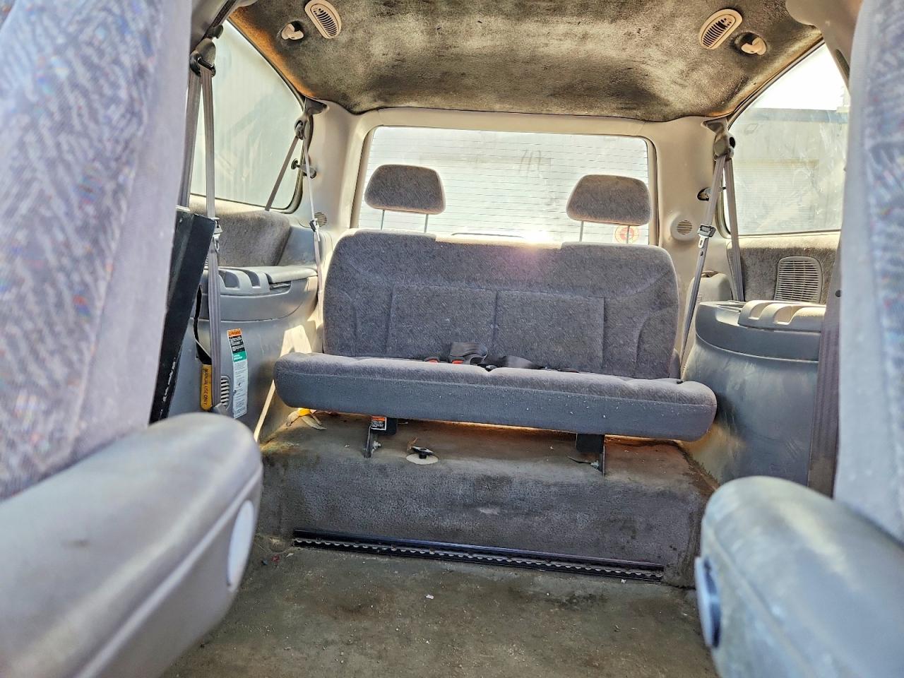 2000 CHRYSLER MINIVAN