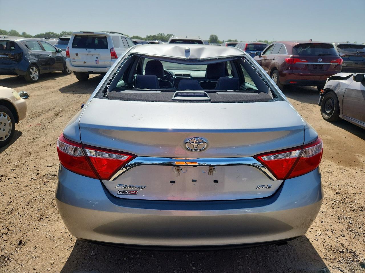 2017 TOYOTA CAMRY