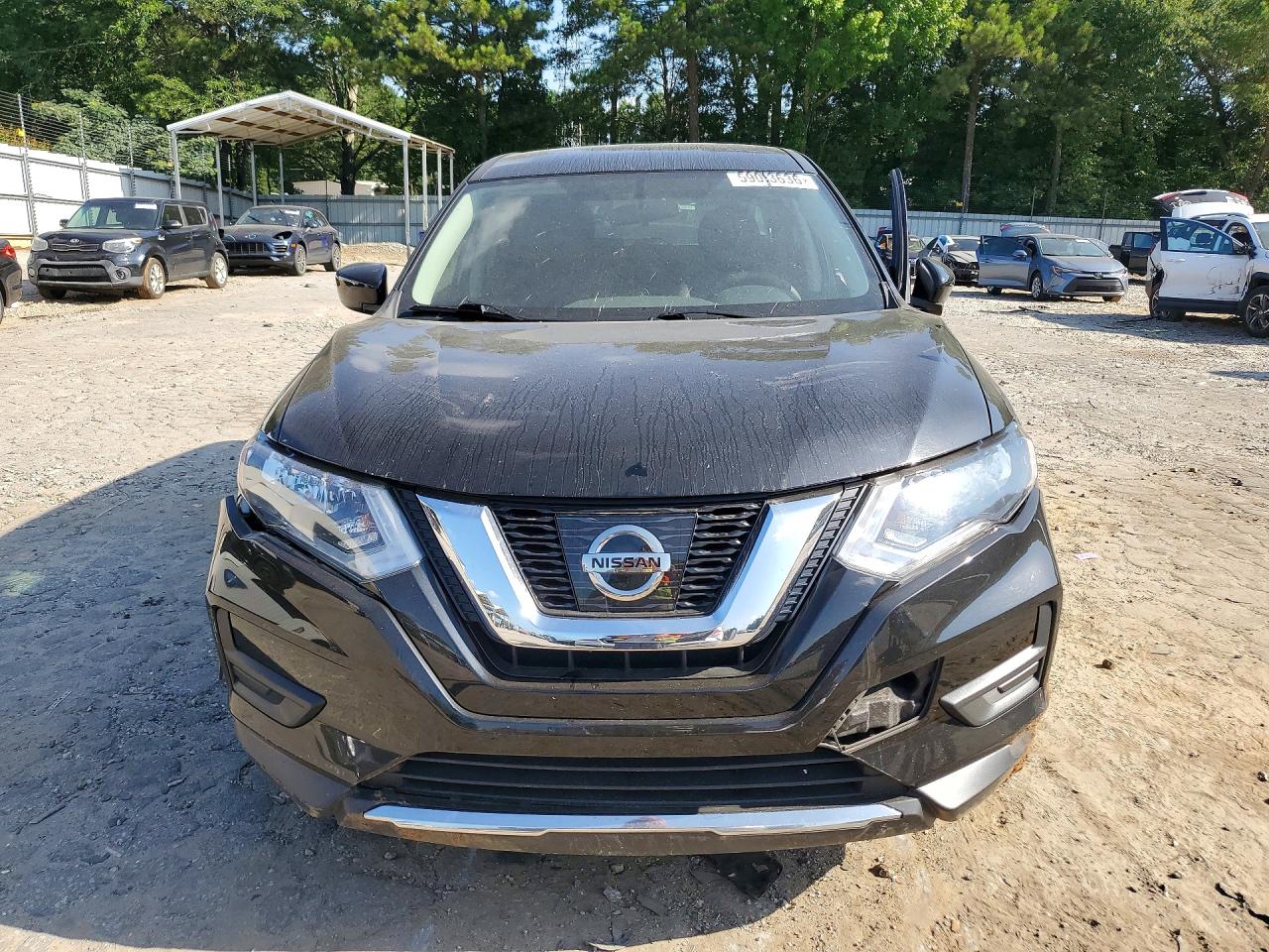2017 NISSAN ROGUE