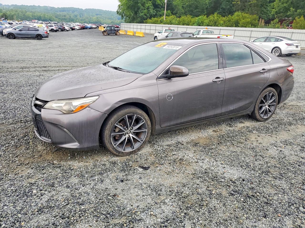 2017 TOYOTA CAMRY