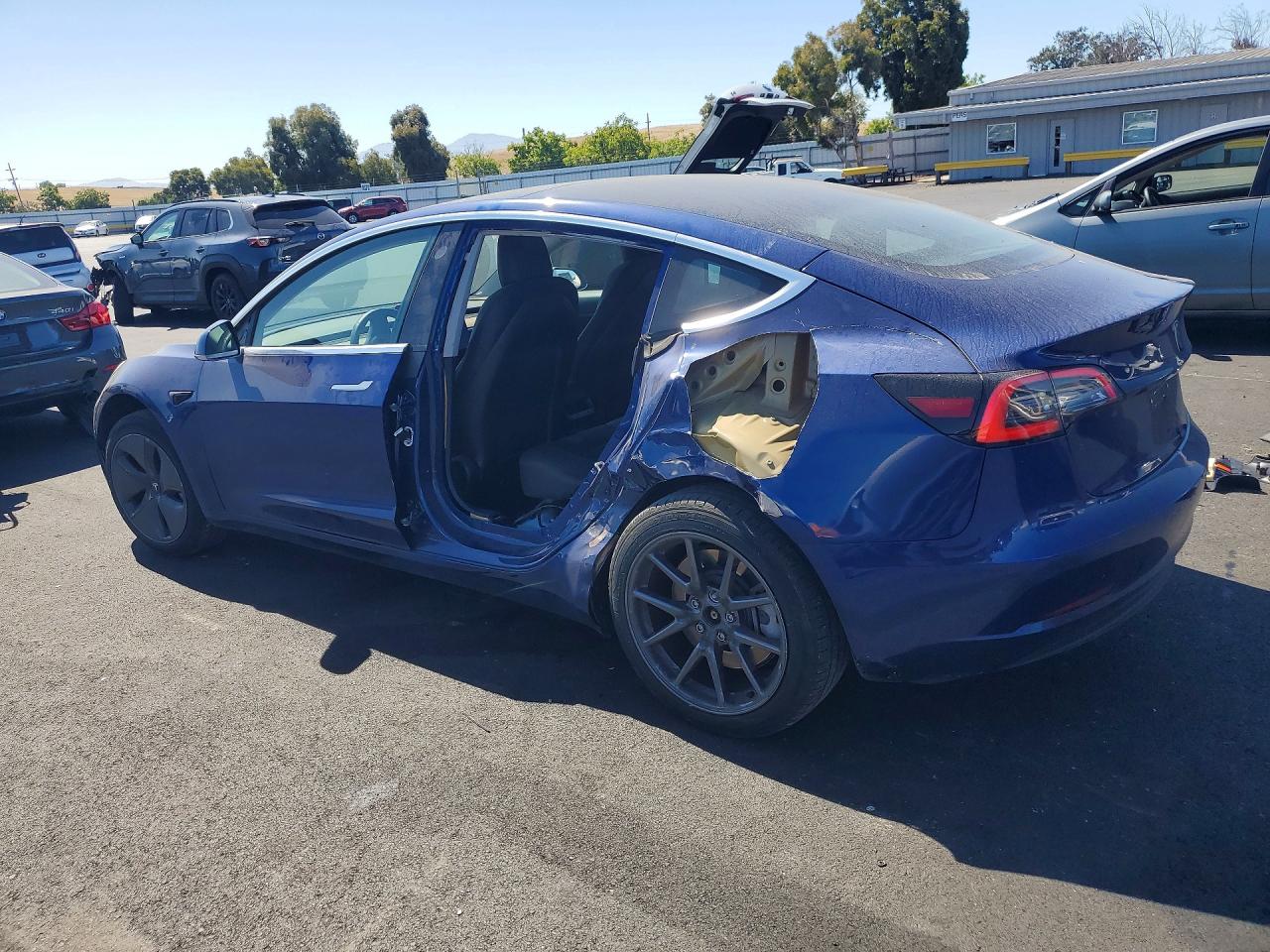 2020 TESLA MODEL 3