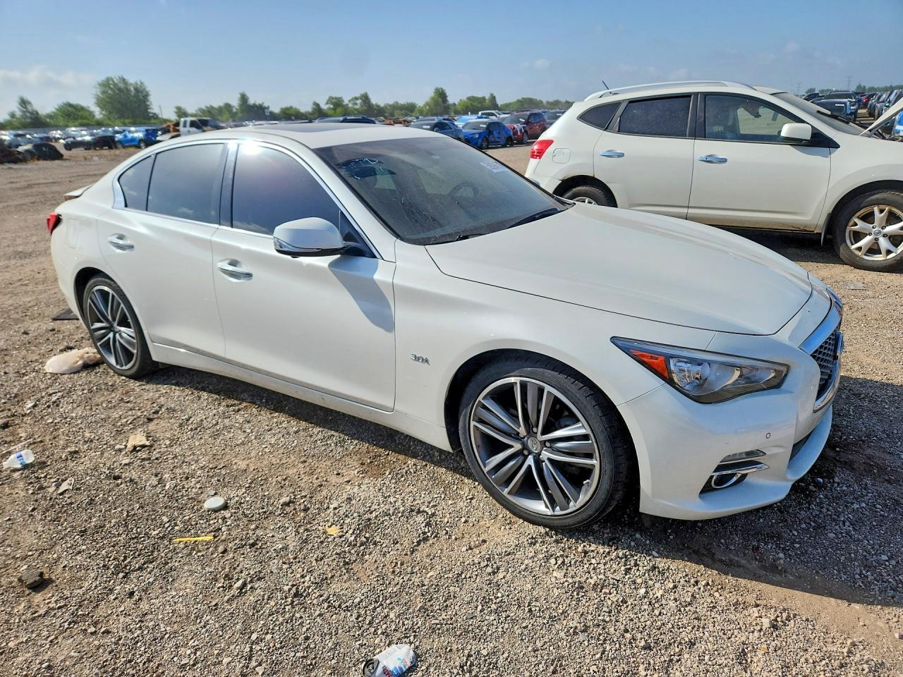 2017 INFINITI Q50