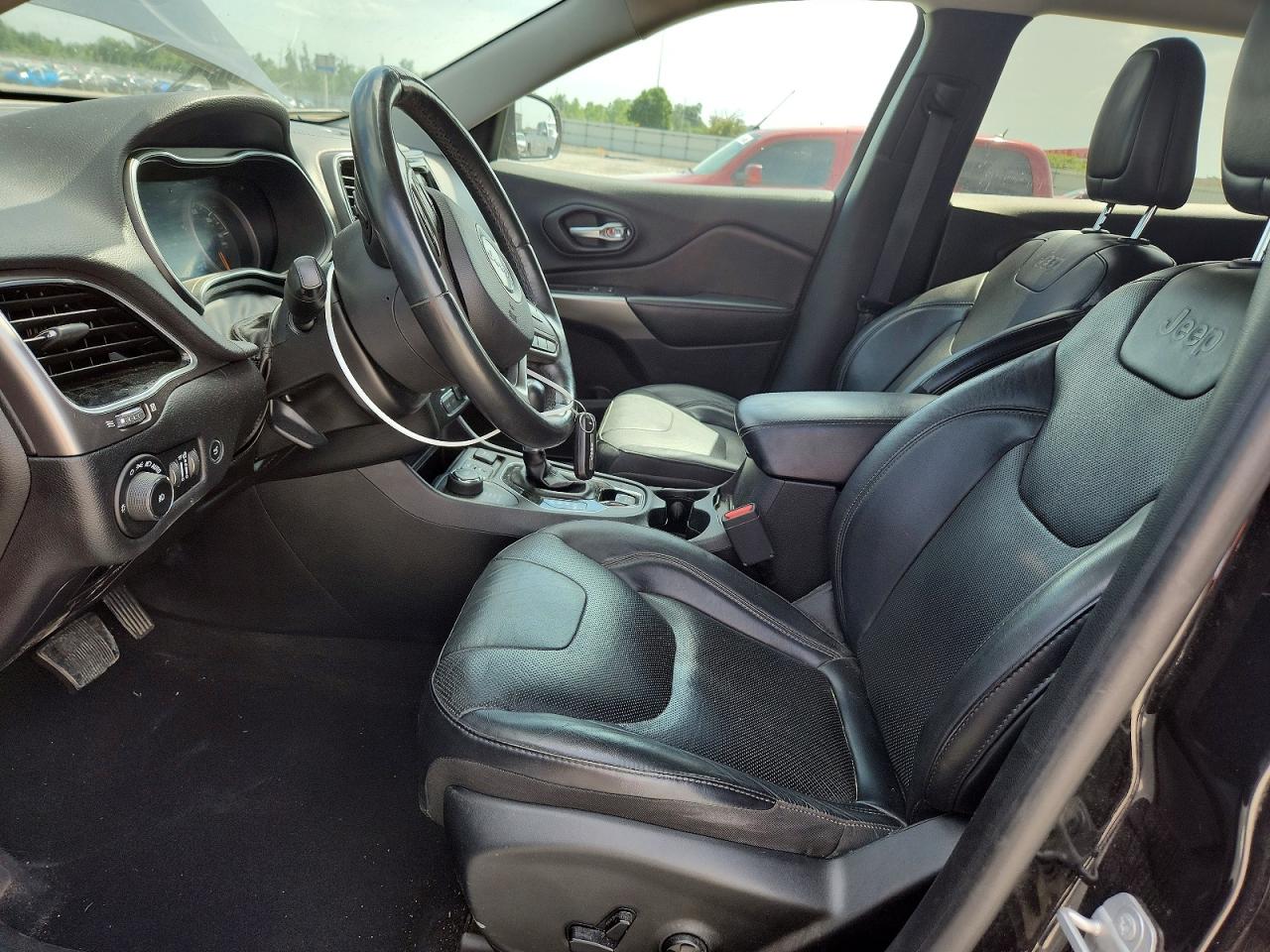 2019 JEEP CHEROKEE