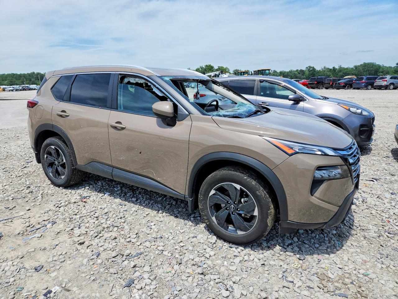 2024 NISSAN ROGUE