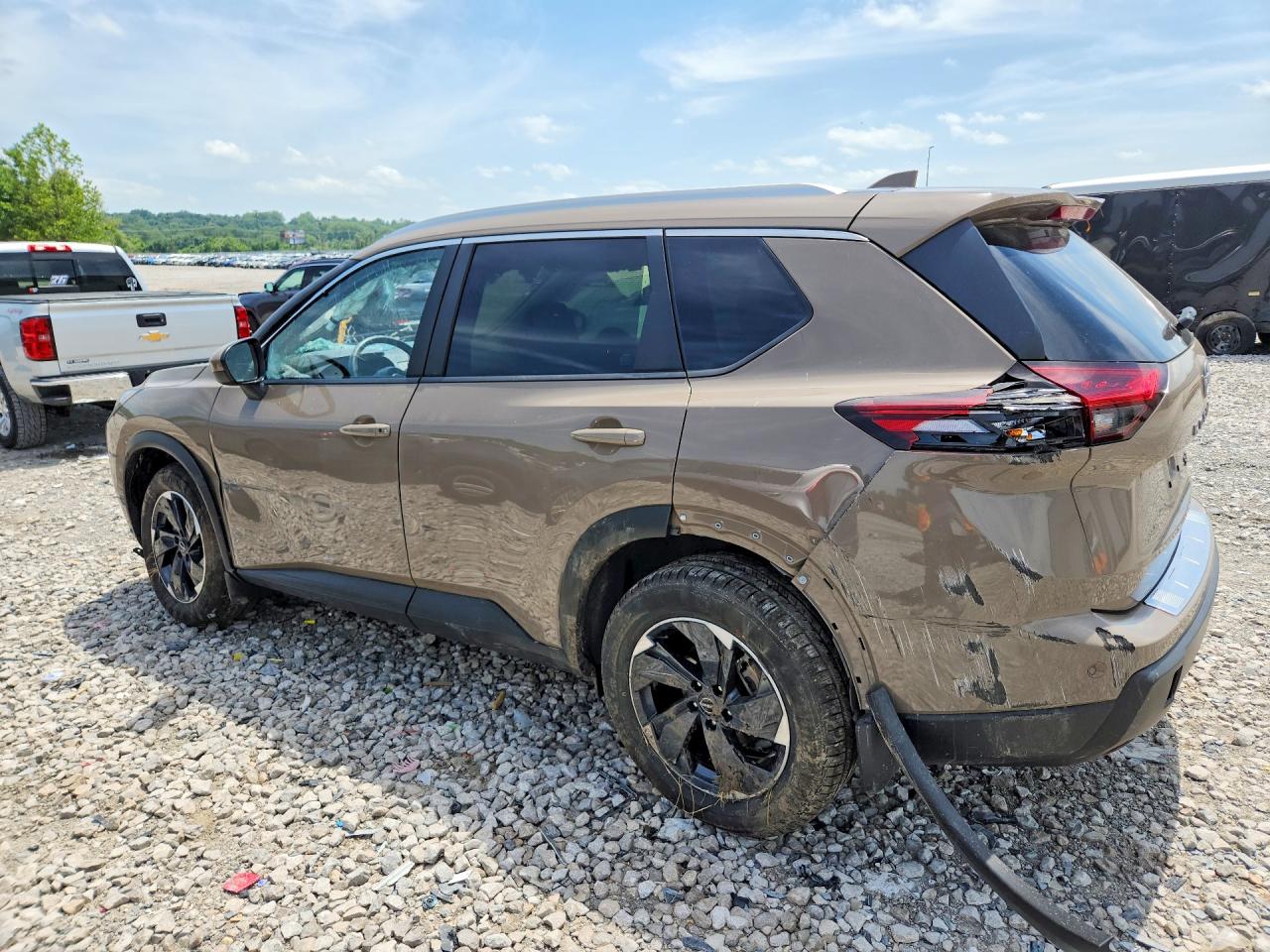 2024 NISSAN ROGUE