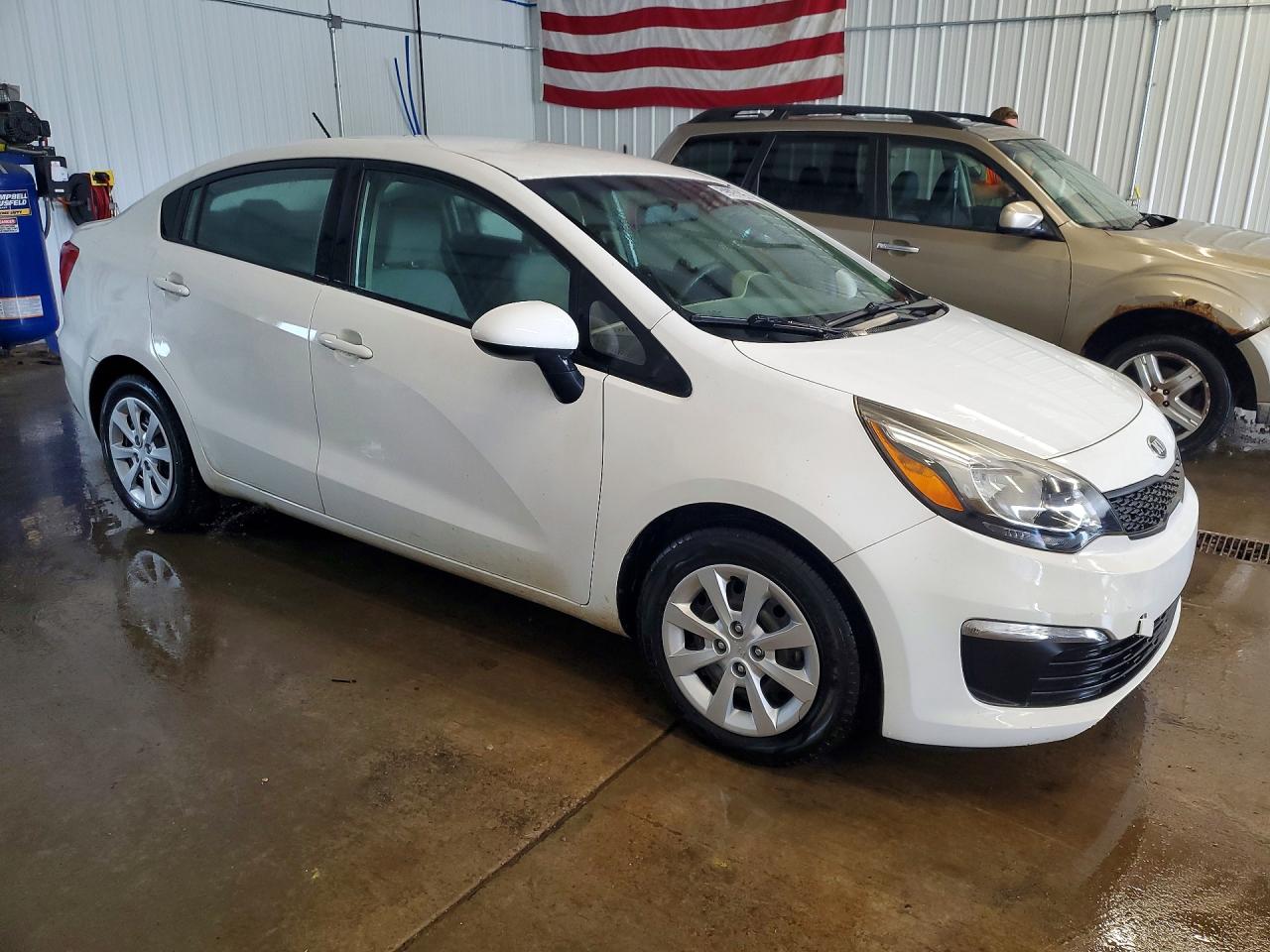 2016 KIA RIO