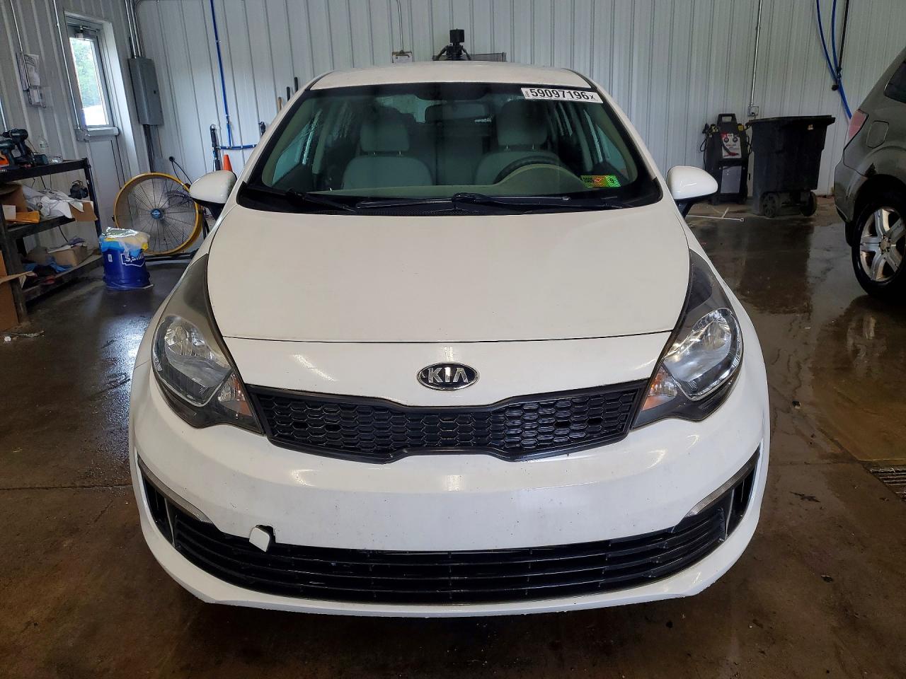 2016 KIA RIO