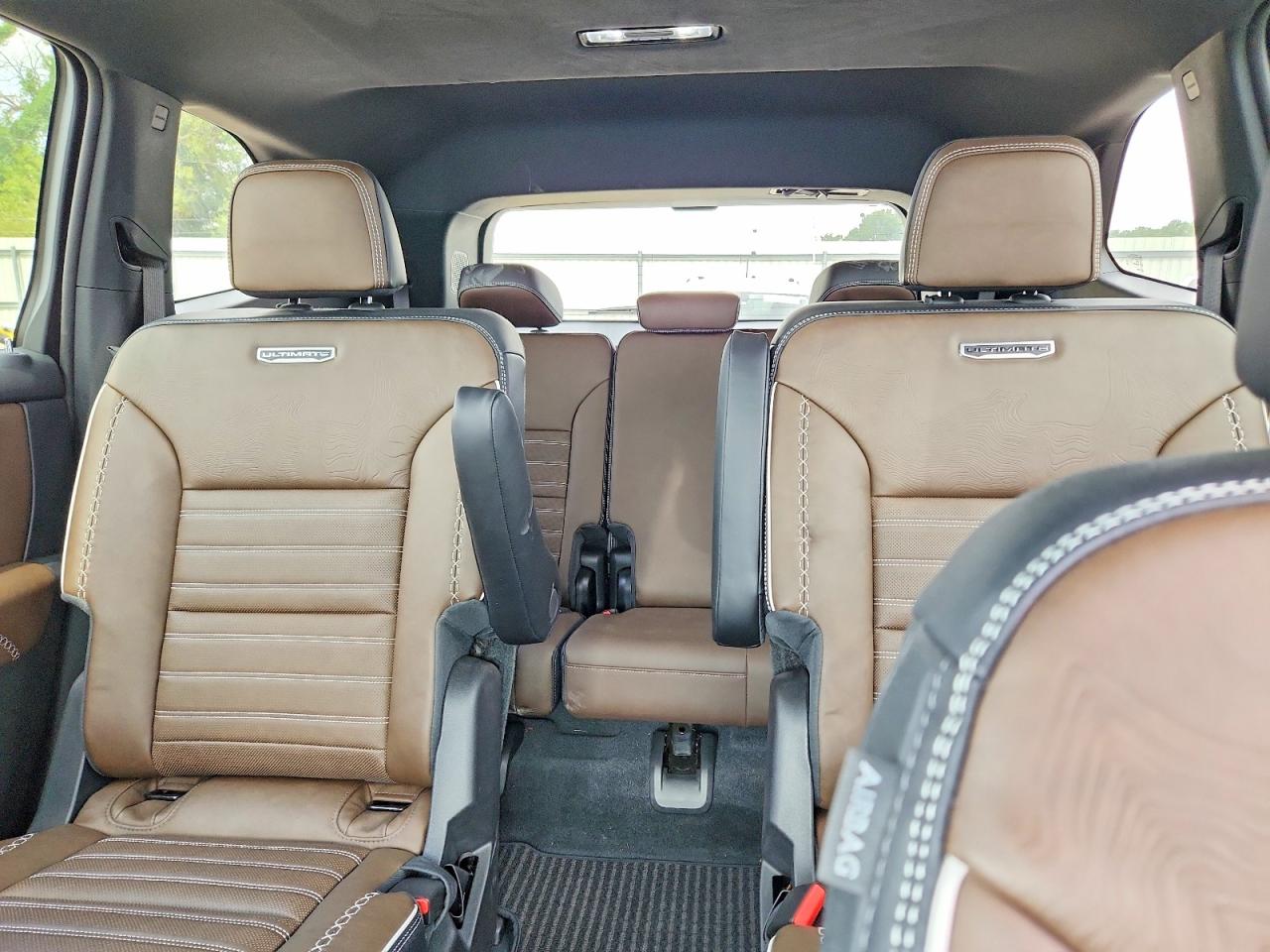 2026 GMC ACADIA DEN