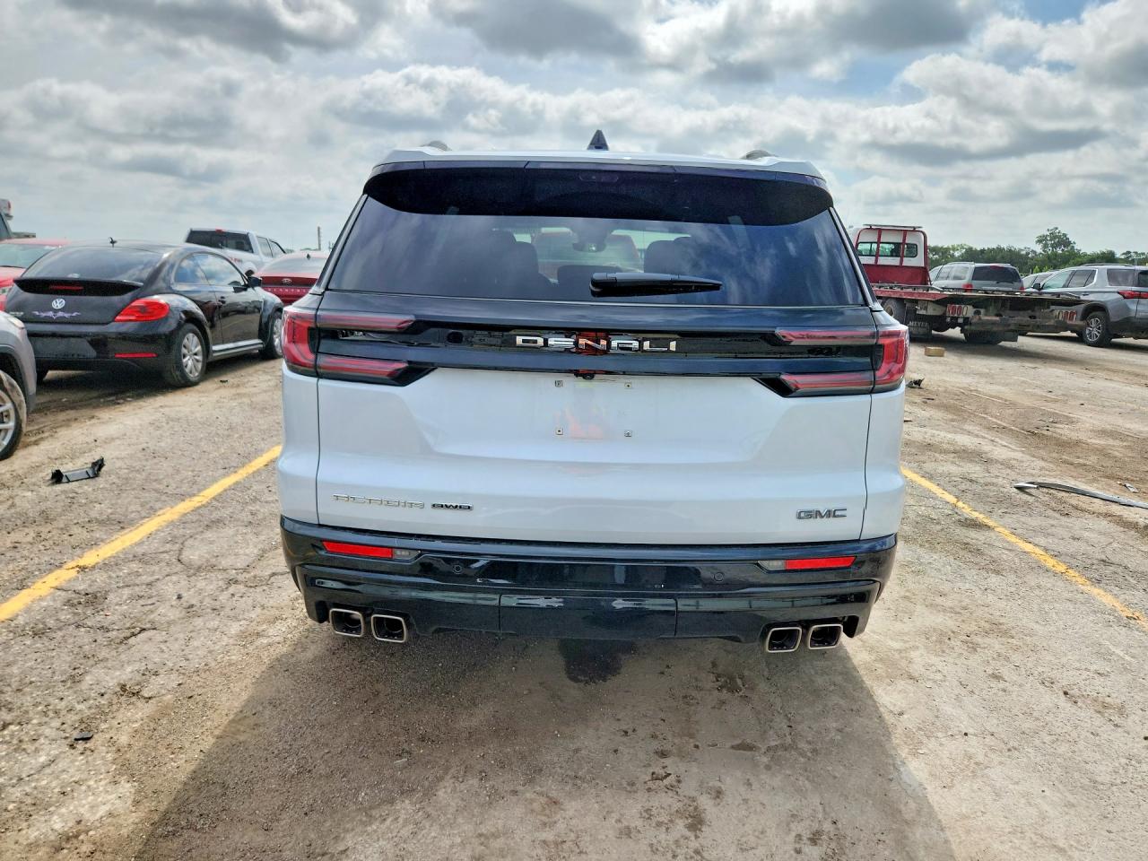 2026 GMC ACADIA DEN