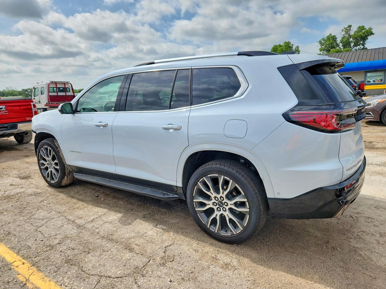 2026 GMC ACADIA DEN