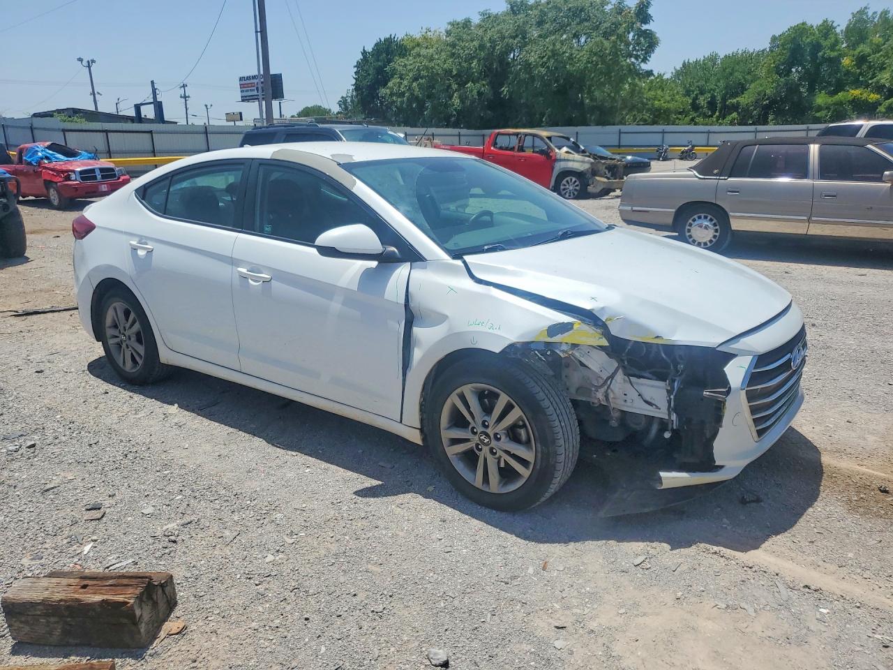 2018 HYUNDAI ELANTRA