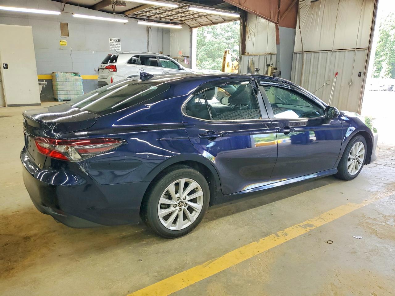 2022 TOYOTA CAMRY