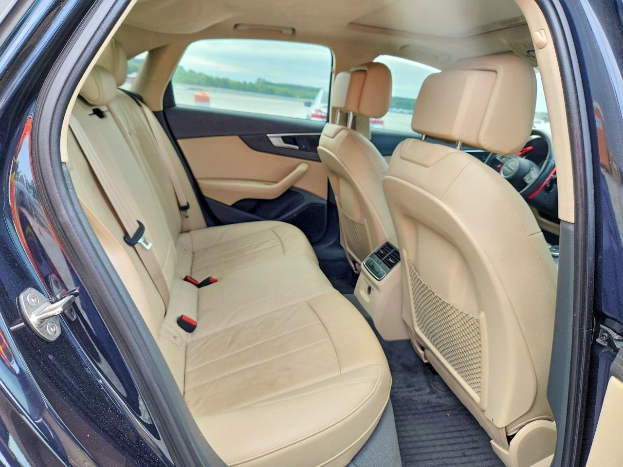 2017 AUDI A4