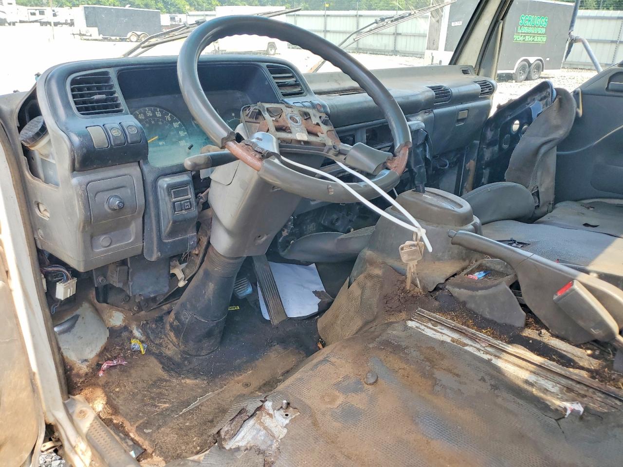 2002 ISUZU NPR