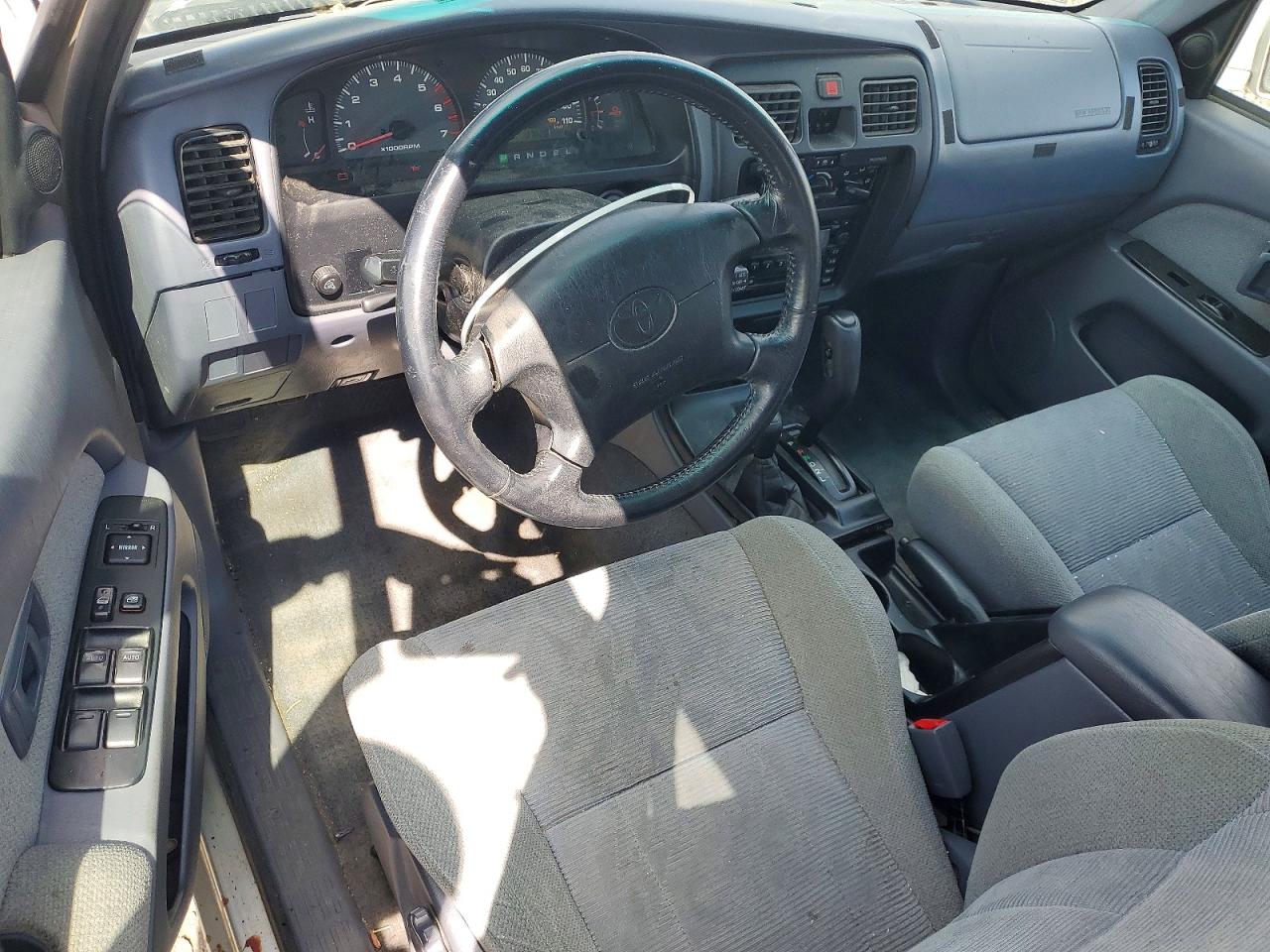 2000 TOYOTA 4RUNNER