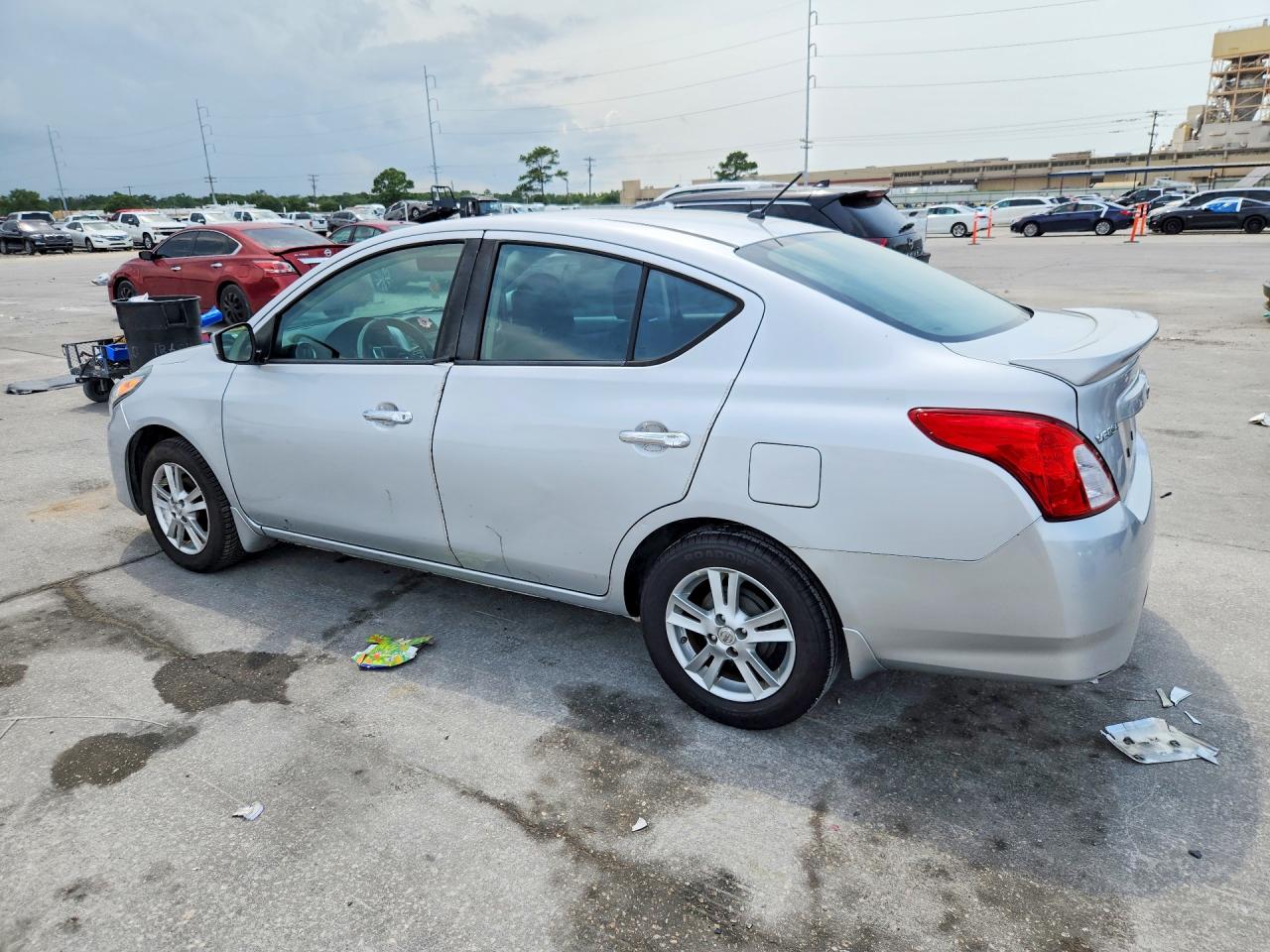 2019 NISSAN VERSA