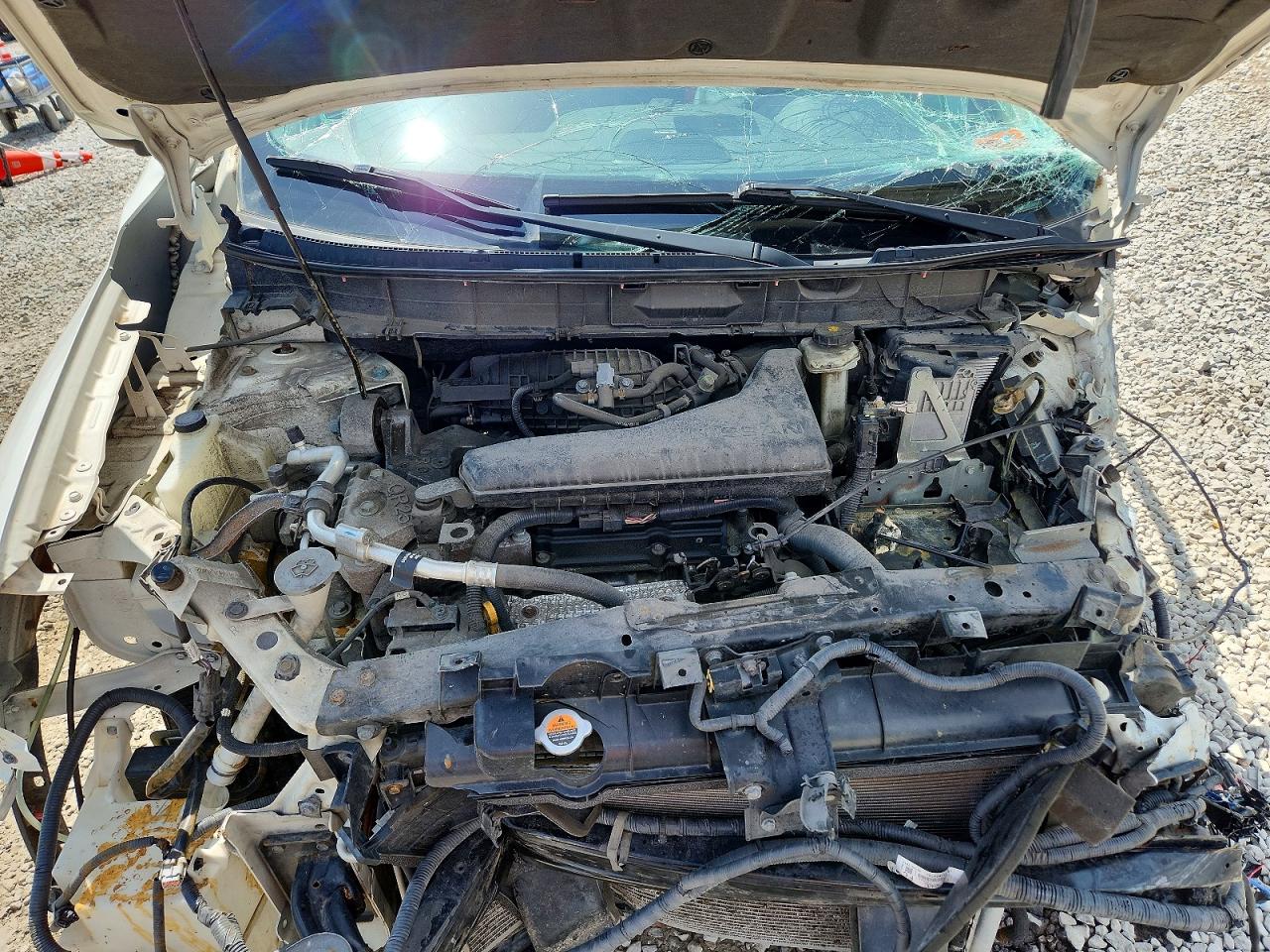 2014 NISSAN ROGUE