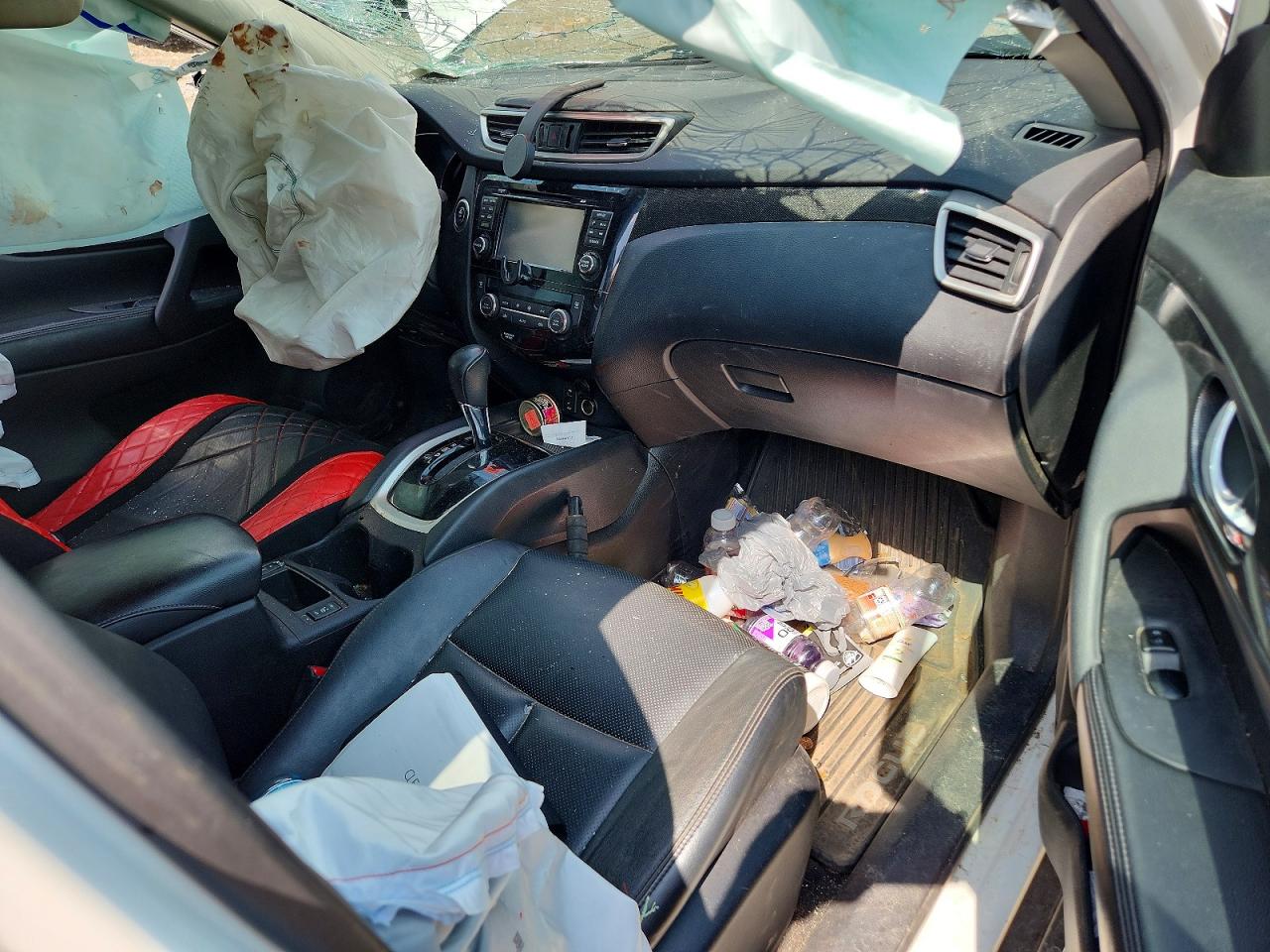2014 NISSAN ROGUE