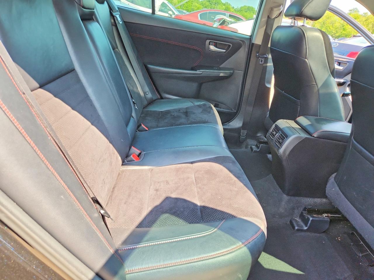 2015 TOYOTA CAMRY