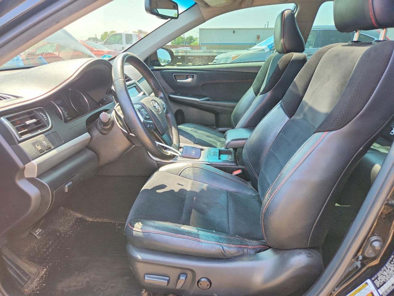 2015 TOYOTA CAMRY