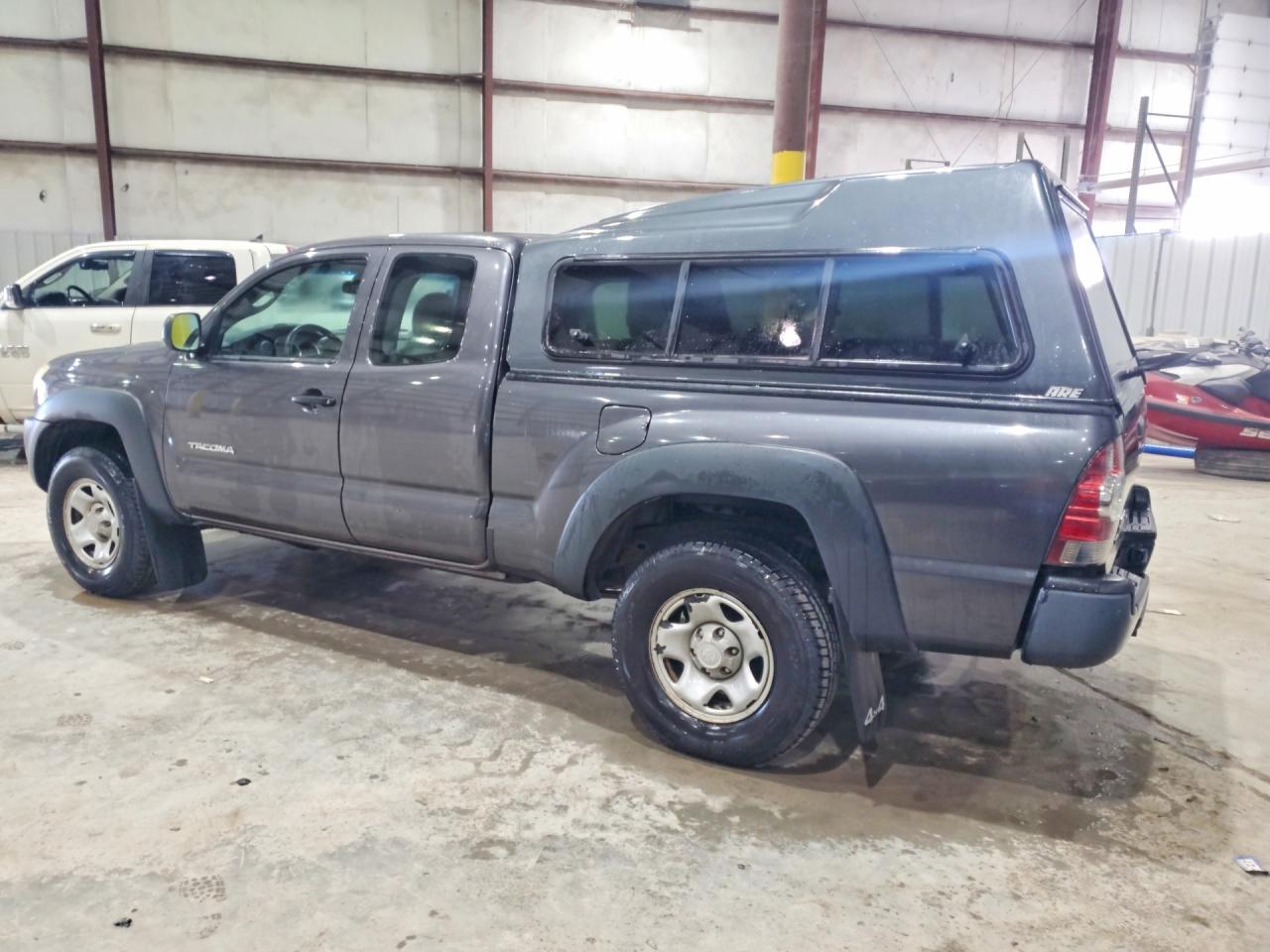 2011 TOYOTA TACOMA