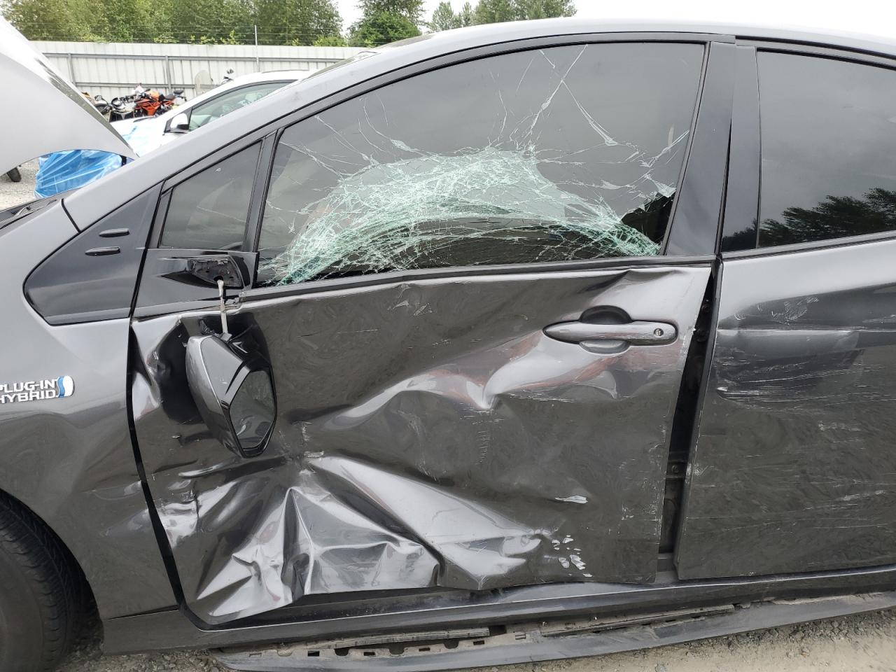 2017 TOYOTA PRIUS