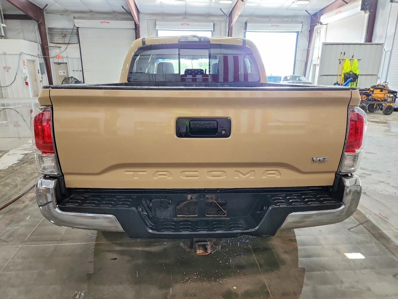 2017 TOYOTA TACOMA