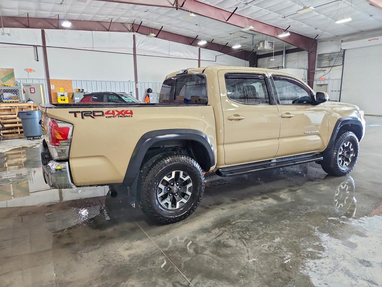 2017 TOYOTA TACOMA