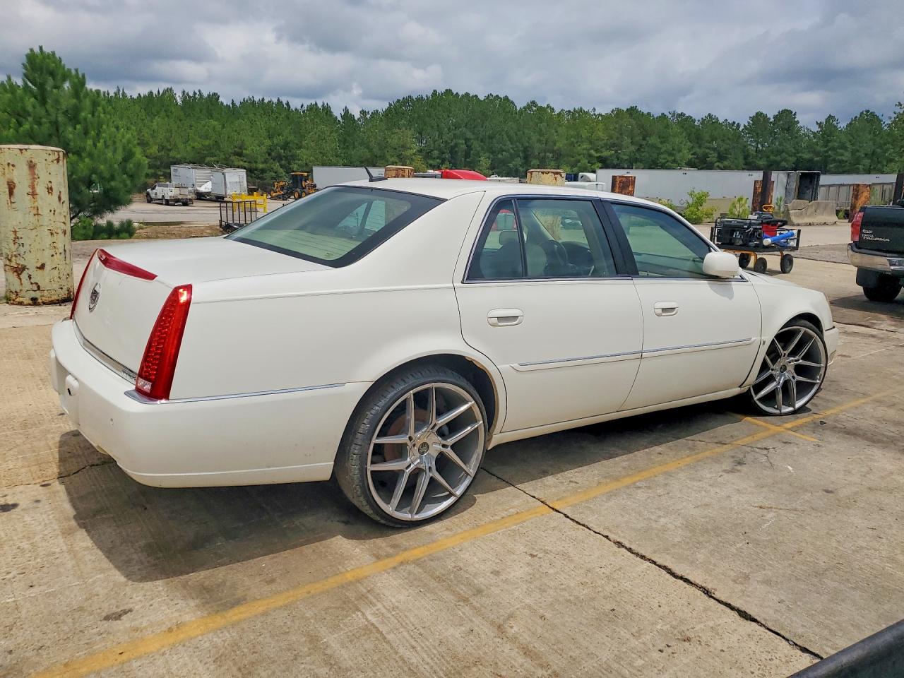 2006 CADILLAC DTS