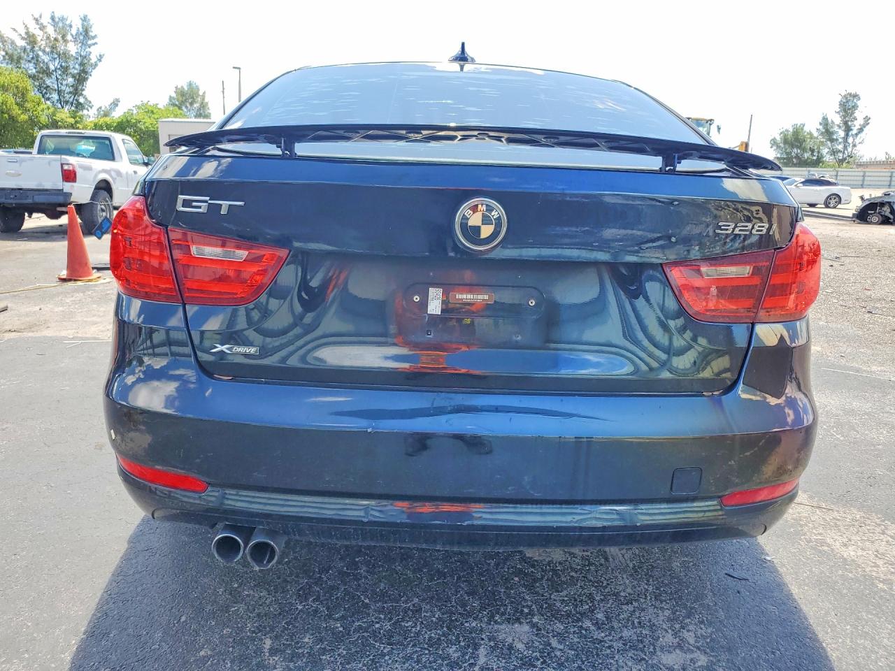 2015 BMW 3 SERIES