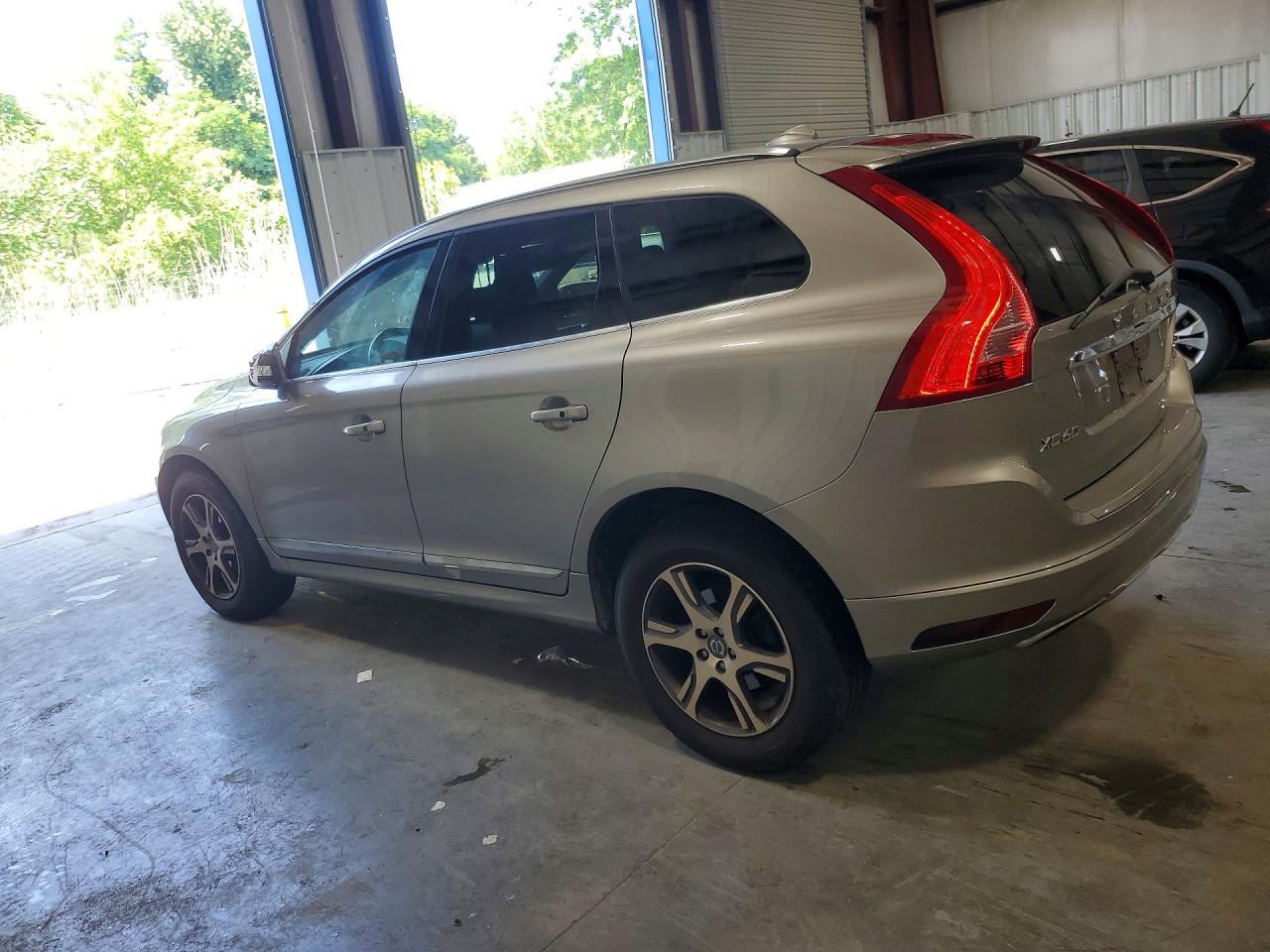 2015 VOLVO XC60