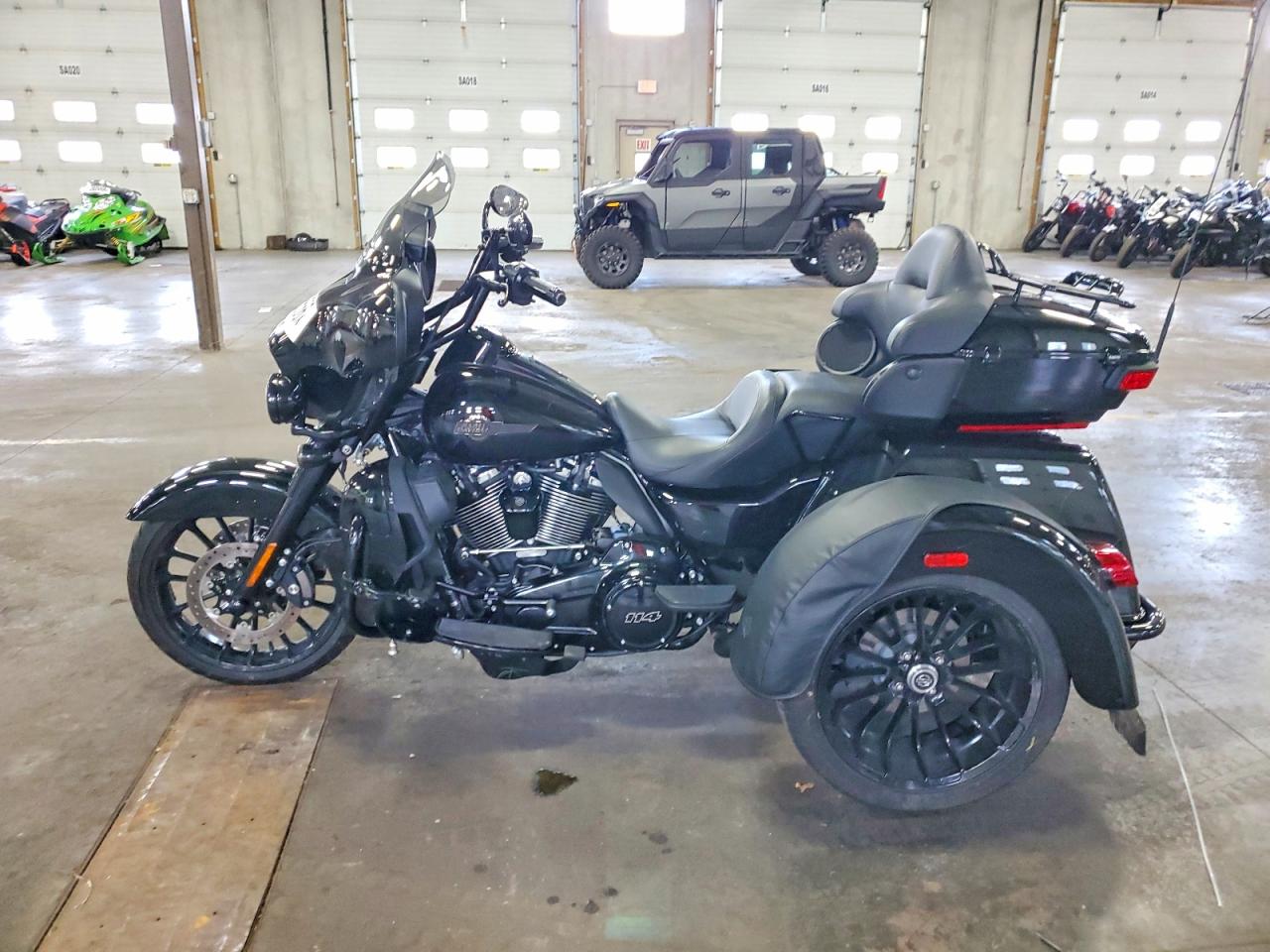 2025 HARLEY-DAVIDSON FL