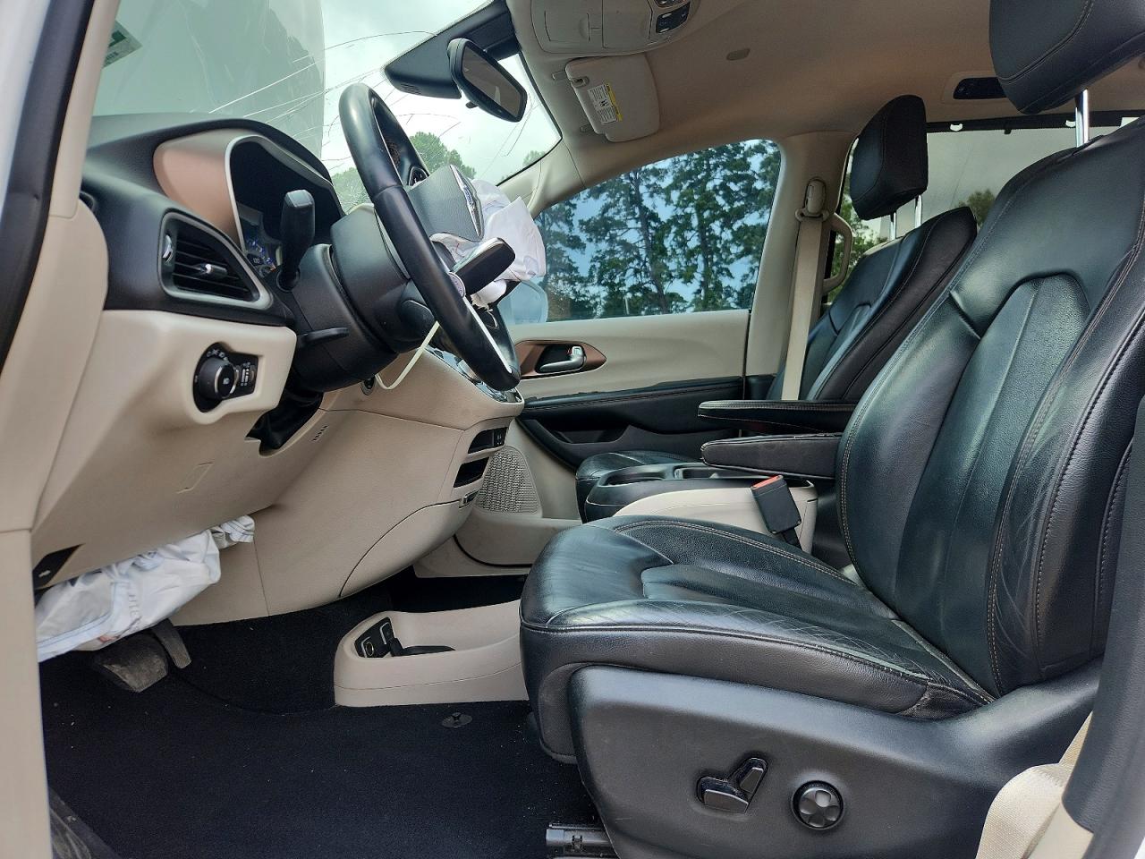 2017 CHRYSLER PACIFICA