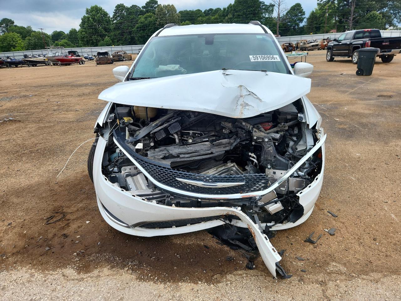 2017 CHRYSLER PACIFICA