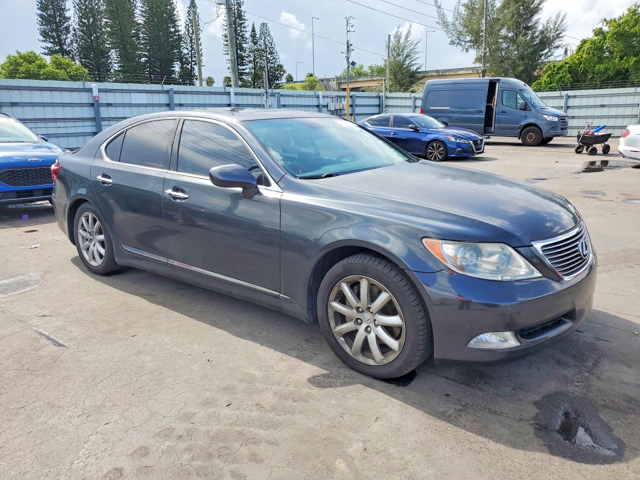 2009 LEXUS LS460