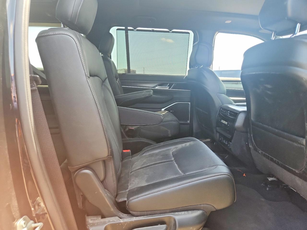 2024 JEEP WAGONEER