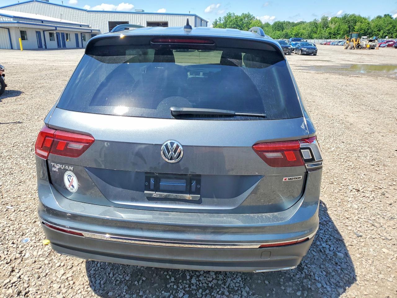 2021 VOLKSWAGEN TIGUAN