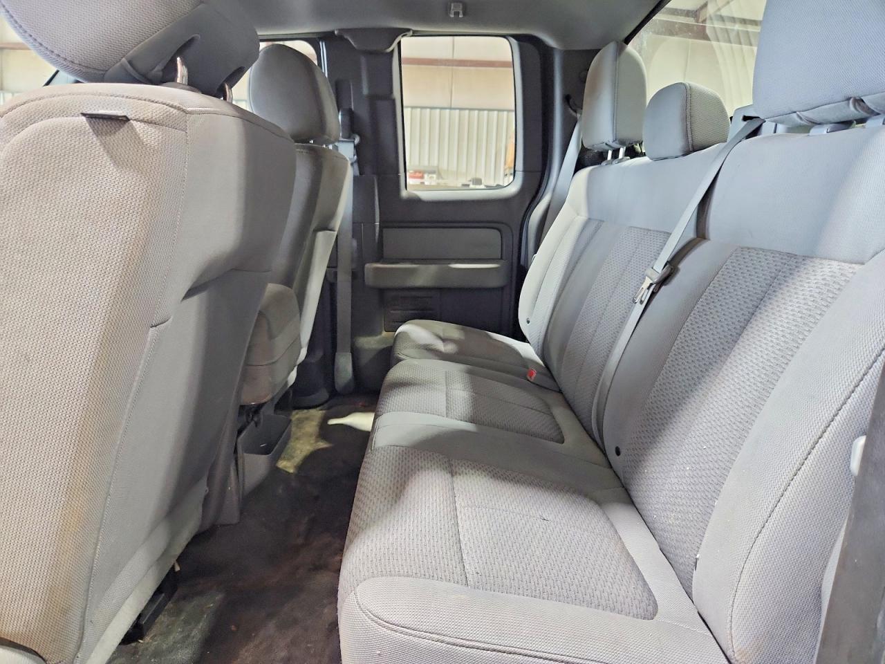 2013 FORD F150