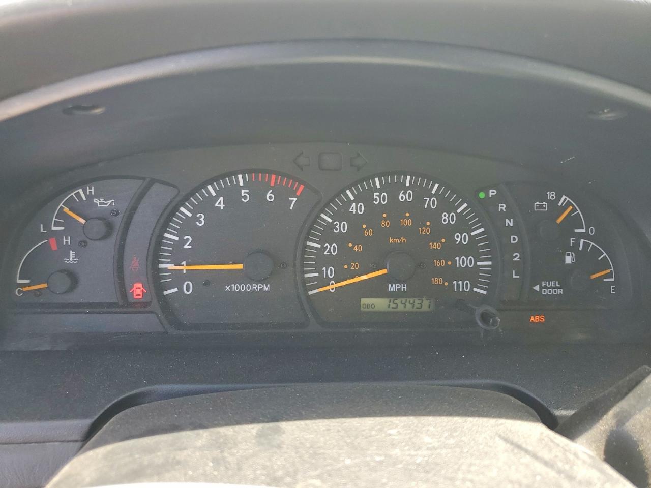 2004 TOYOTA TUNDRA