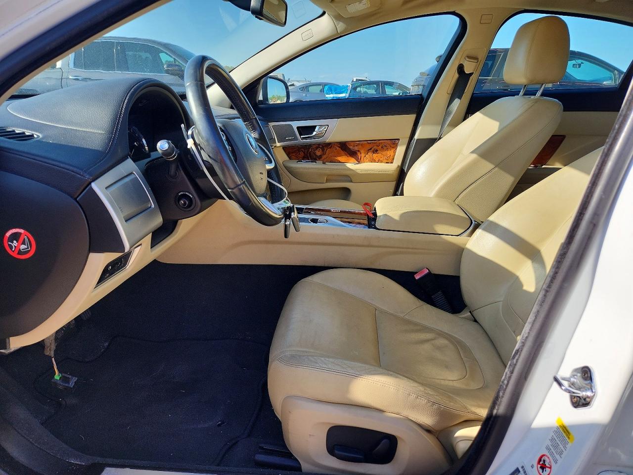 2015 JAGUAR XF