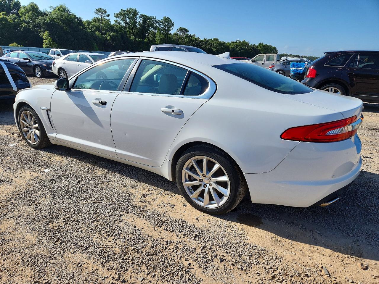 2015 JAGUAR XF