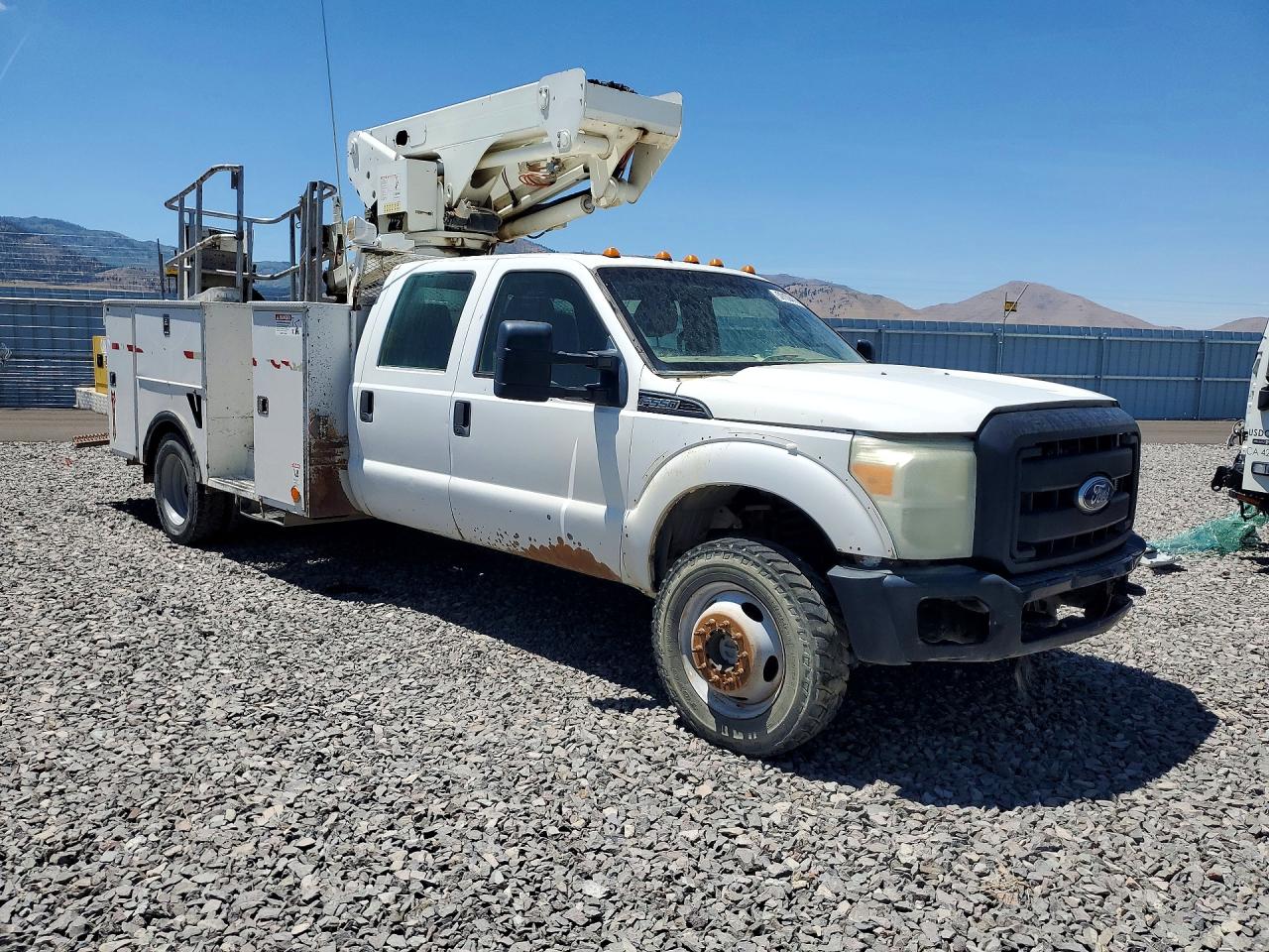 2012 FORD F550