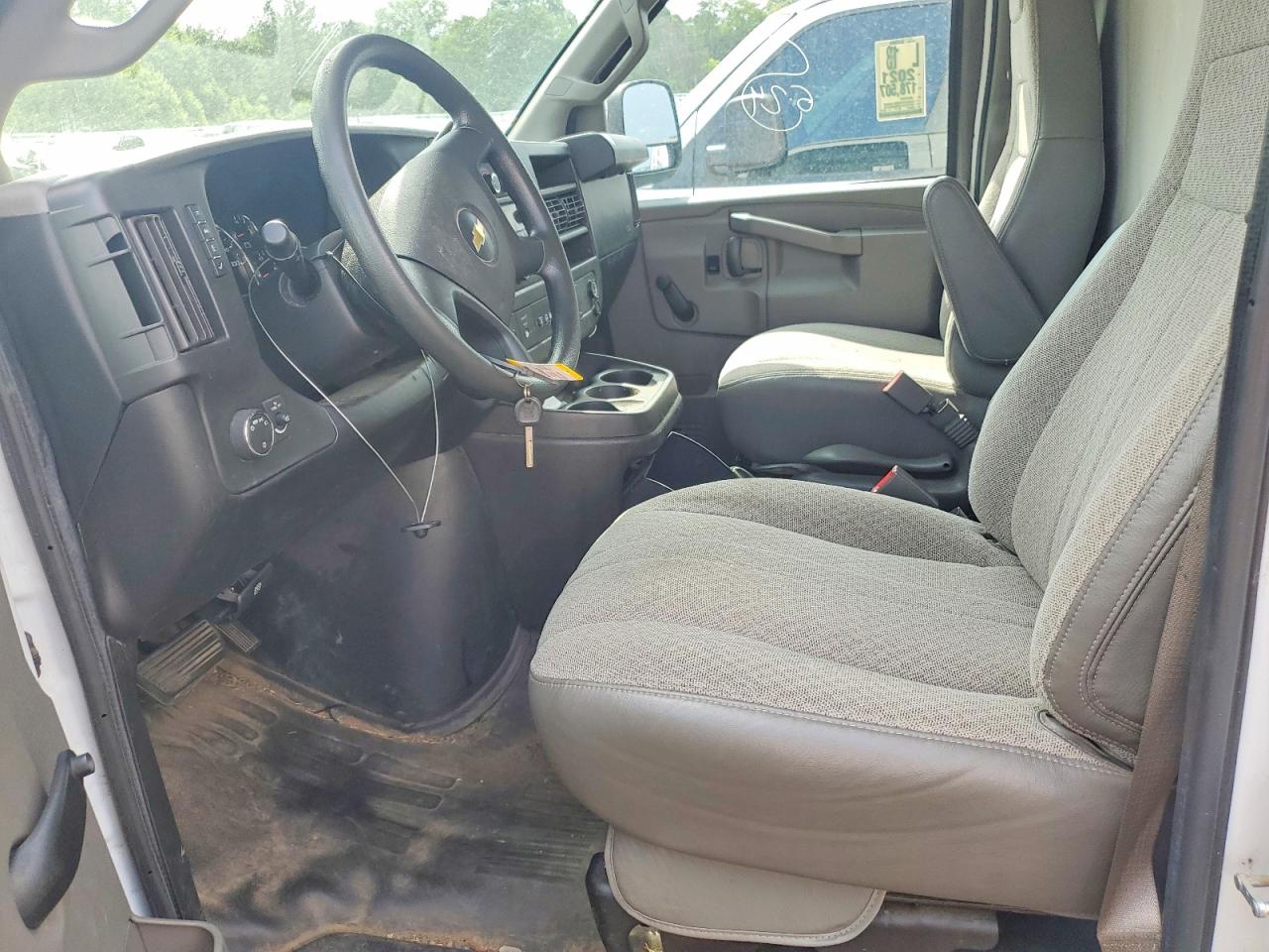 2021 CHEVROLET EXPRESS