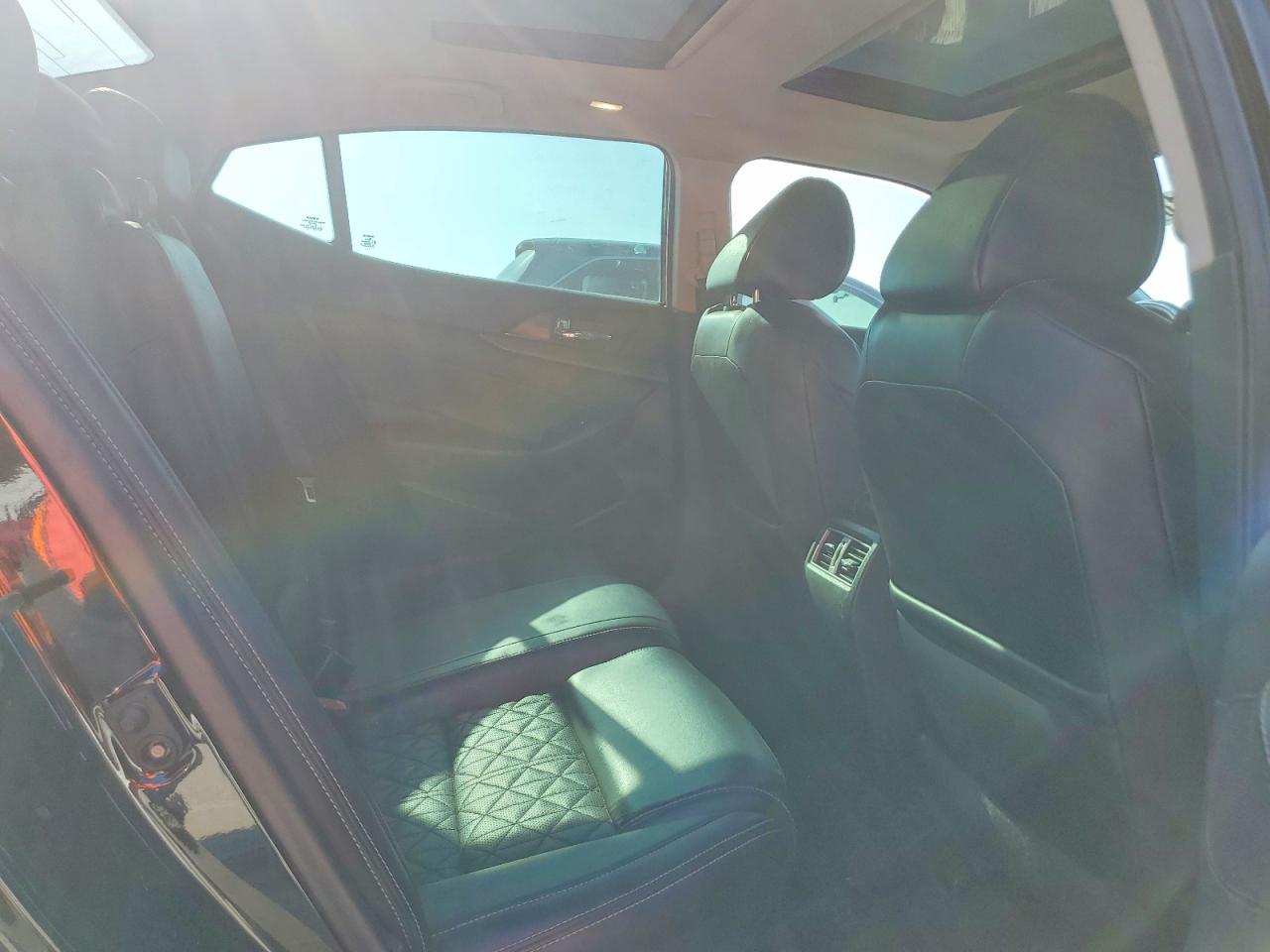 2017 NISSAN MAXIMA