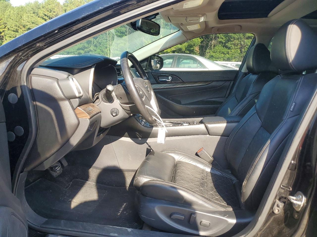 2017 NISSAN MAXIMA