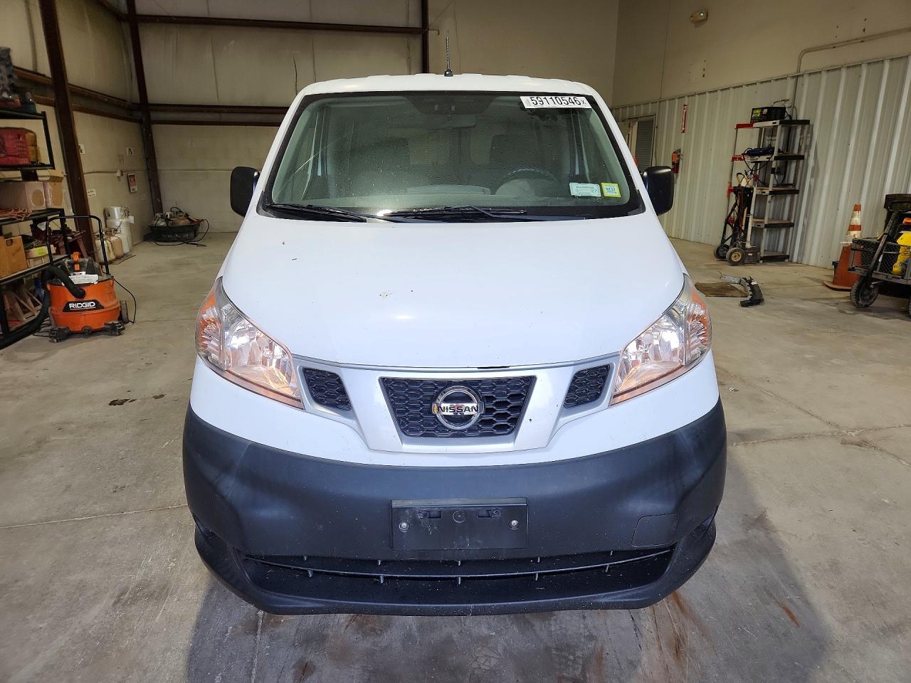 2015 NISSAN NV